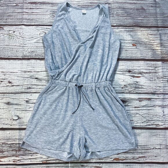 Old Navy Womens Pants size M Medium Light Gray Jumpsuit Romper Pull On Stretch - Picture 2 of 10